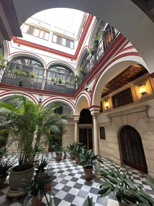 Apartamento Patio Sevillano Frente Catedral Kültér fotó